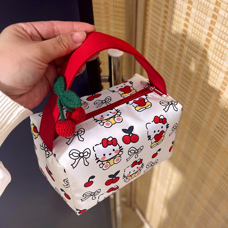 HelloKitty Large Capacity Cart - Travel Accessories Organiser のレビューと価格
