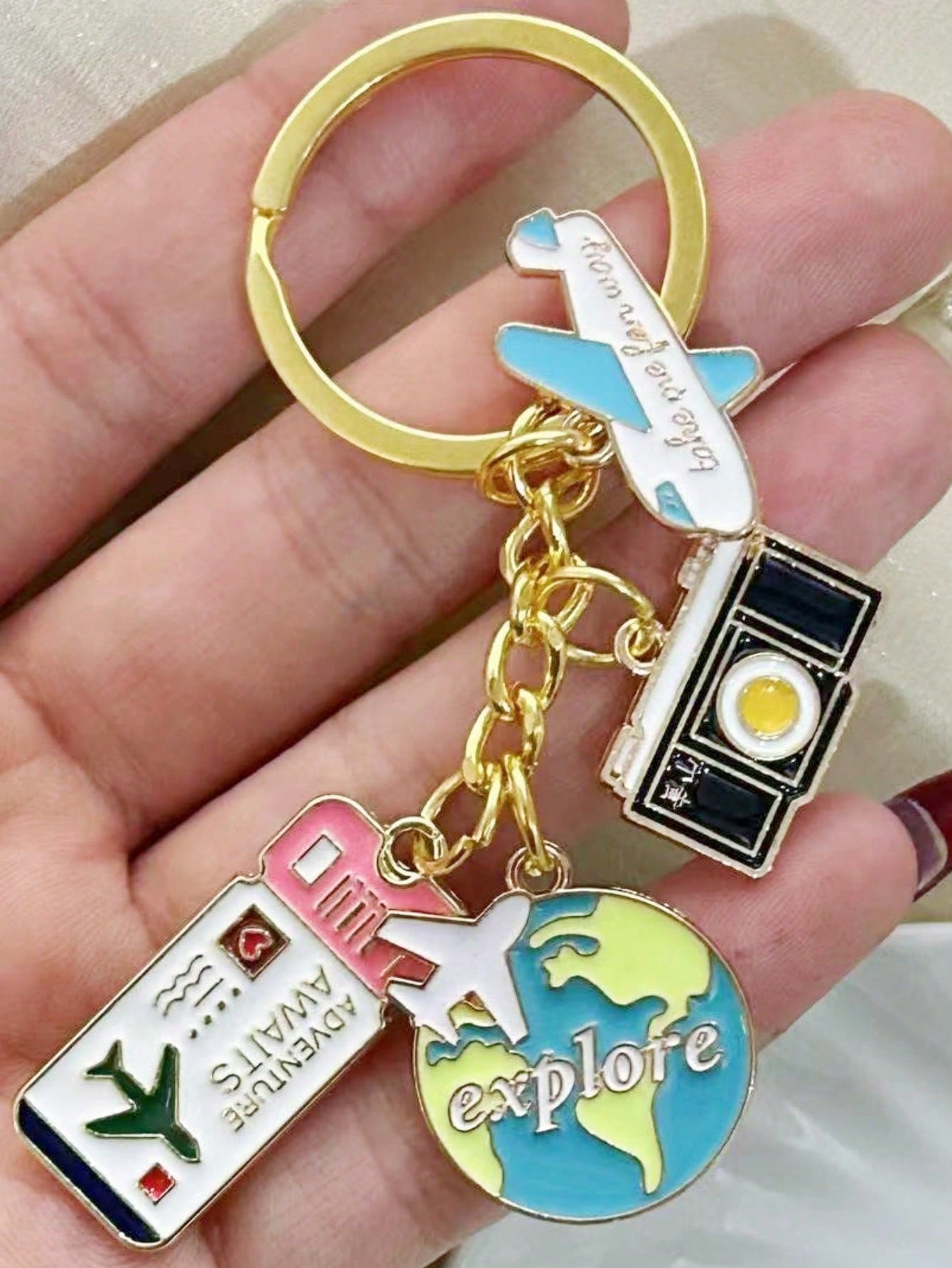 1pc New Enamel Airplane & Glob - Travel Related Accessories のレビューと価格