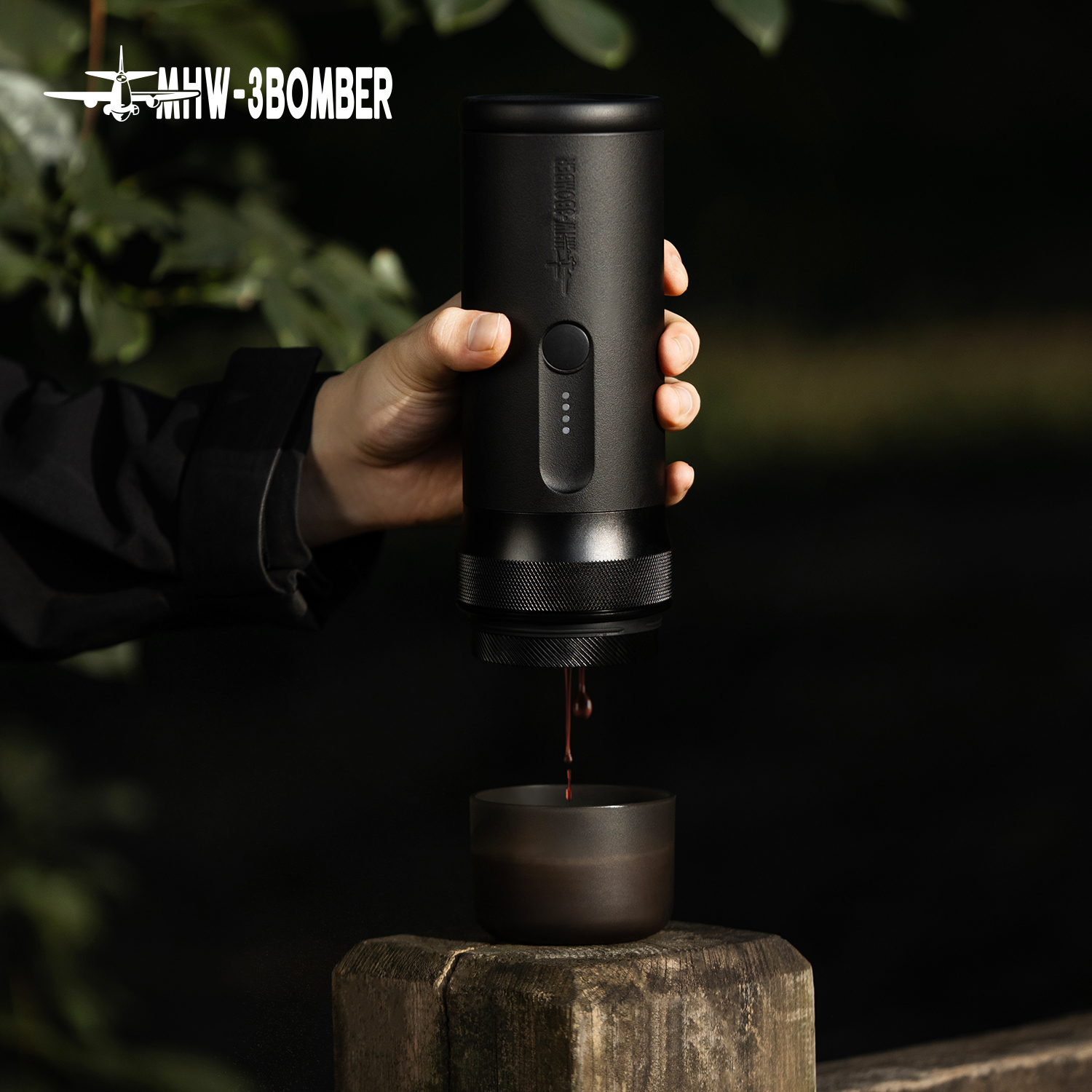 MHW-3BOMBER X-press58 Espresso - Travel Accessories Electronics のレビューと価格