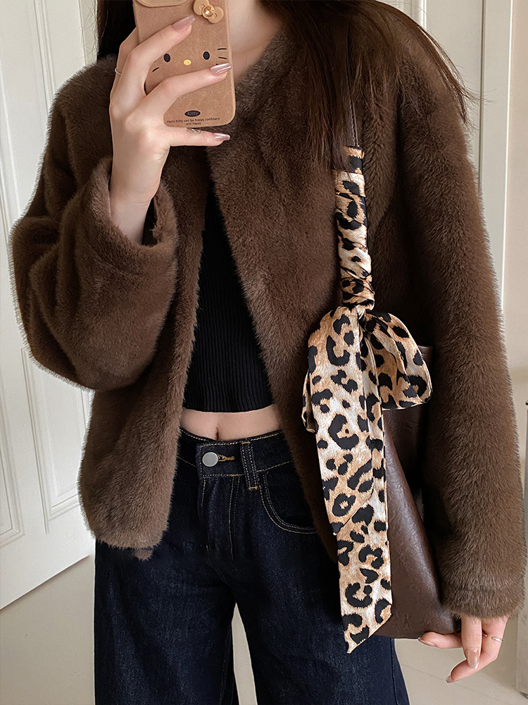 Autumn and Winter Melad Leopar - Travel Accessories Neck のレビューと価格