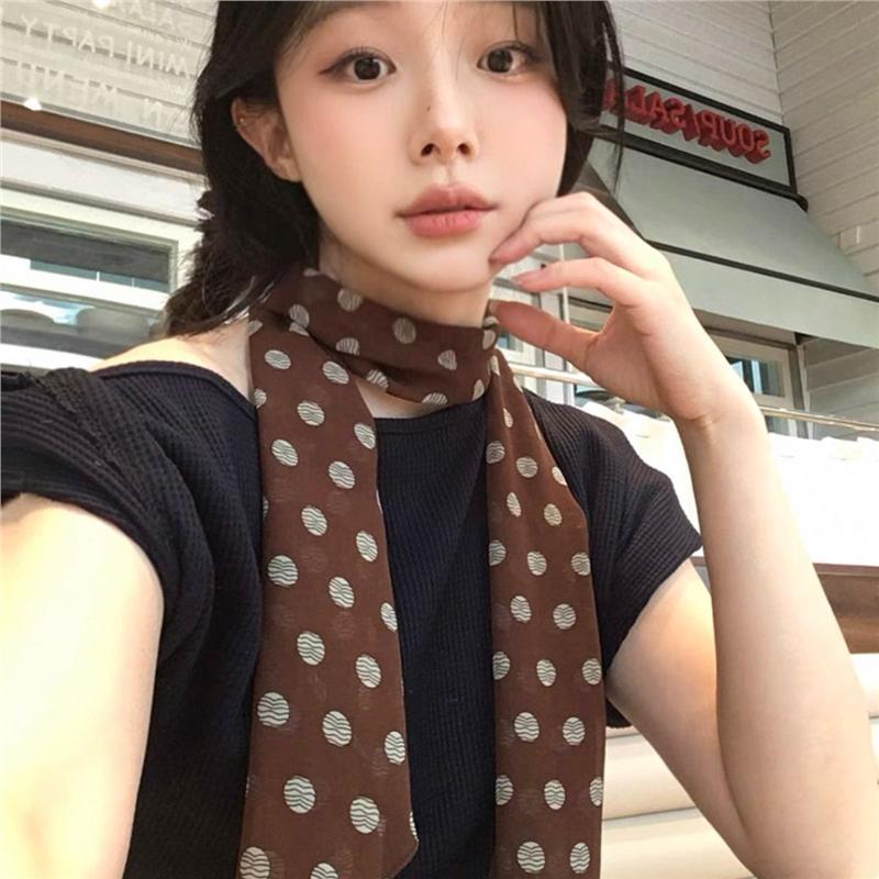 Women Brown Polka Dot Printed  - Travel Accessories Neck のレビューと価格