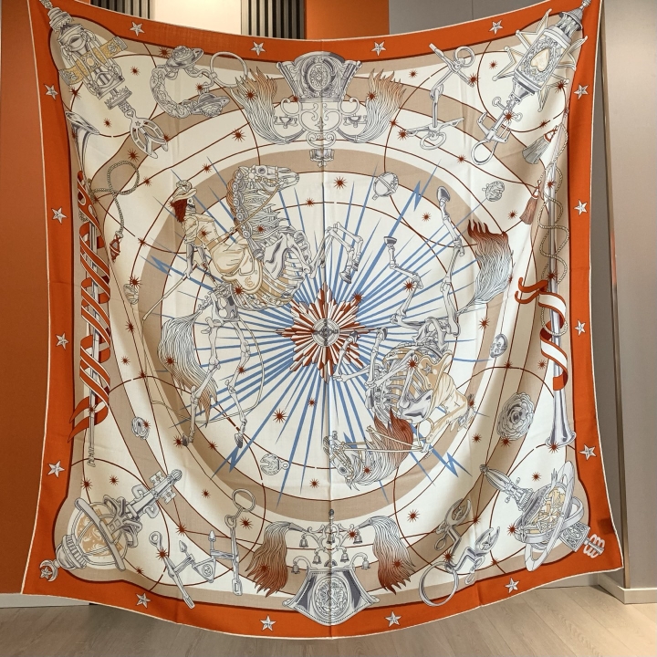 Luxury Brand Scarf Large Silk  - Travel Accessories Neck のレビューと価格