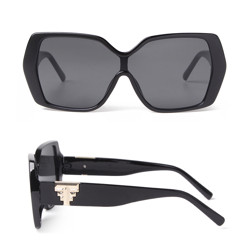 ZXIAC Fashion Retro Oversized  - Travel Accessories Gifts For Men のレビューと価格