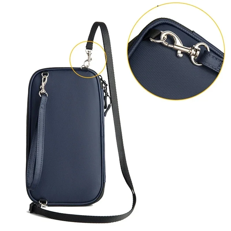 Travel Gadgets Document Cover  - Travel Accessories And Gadgets のレビューと価格