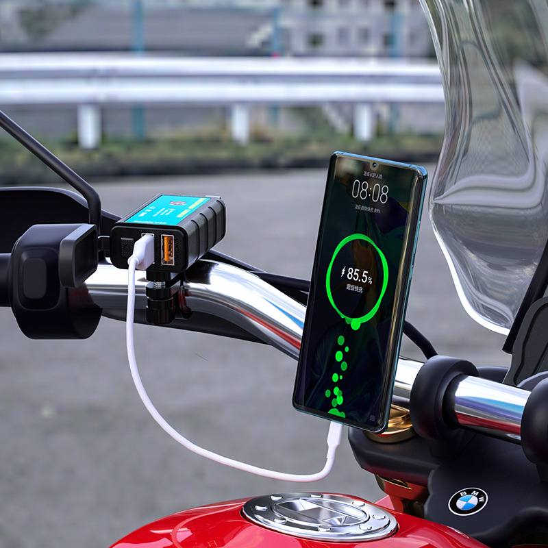 Motorcycle 12V USB Charger Wat - Travel Plug Type C のレビューと価格