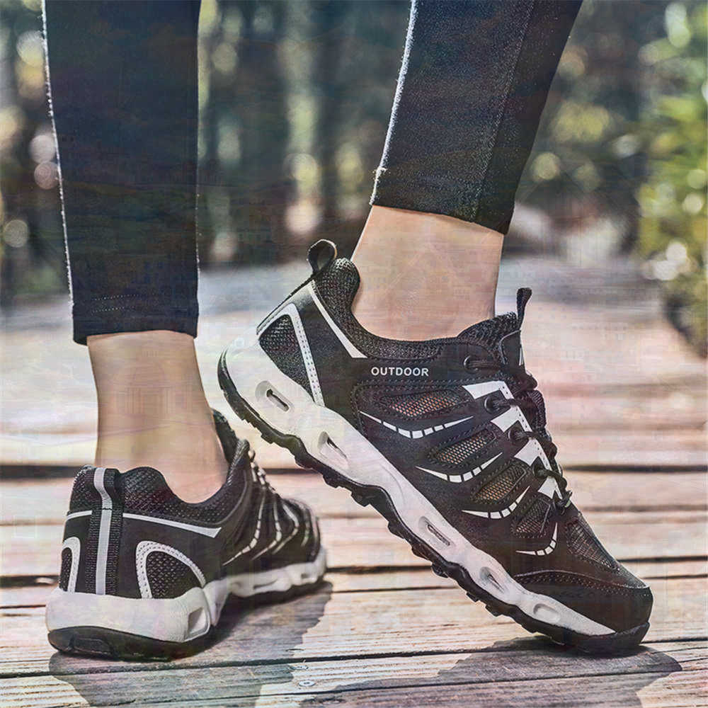 Sumer Round Tip Silver Sneaker - Travel Accessories Gifts For Men のレビューと価格