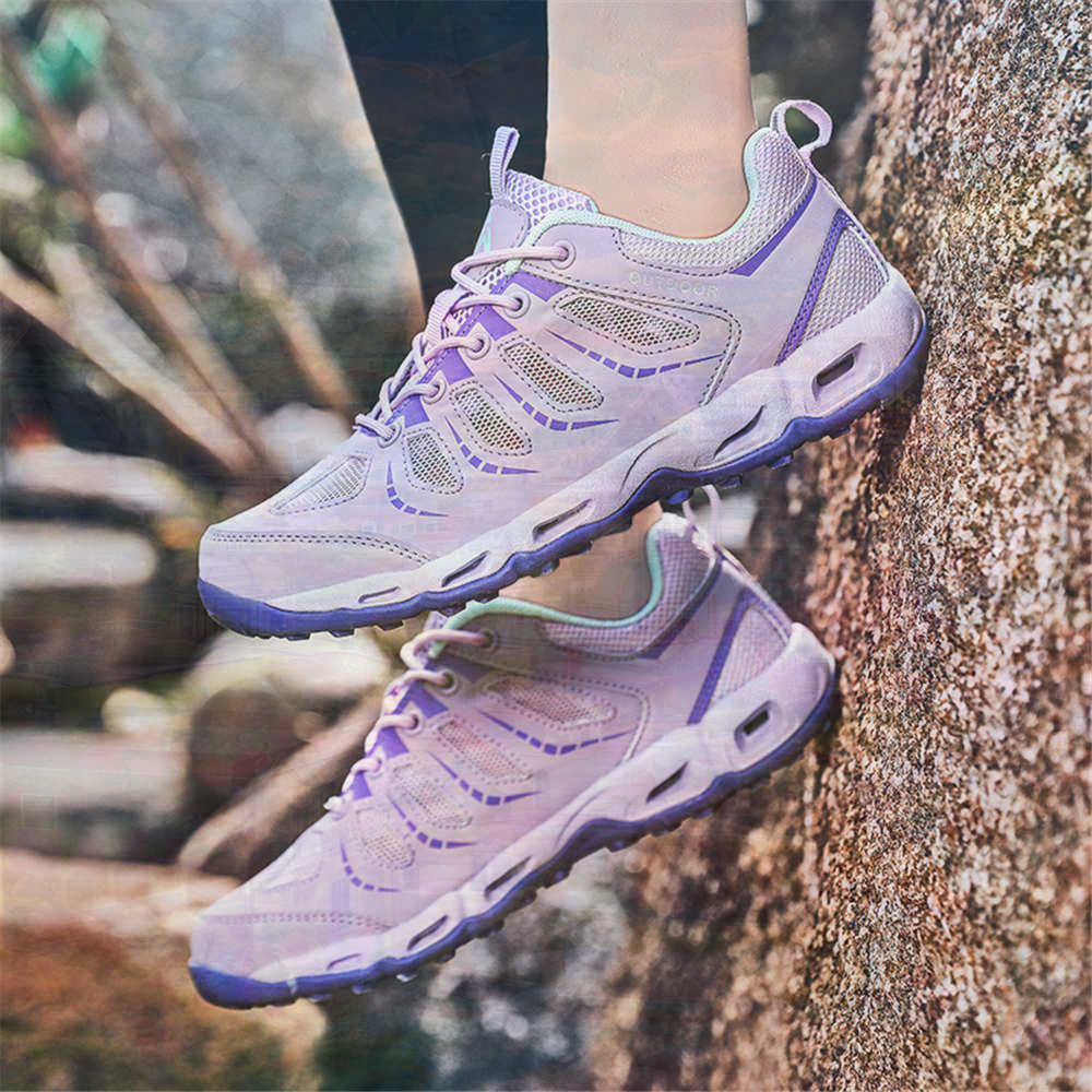 Sumer Round Tip Silver Sneaker - Travel Accessories Gifts For Men のレビューと価格