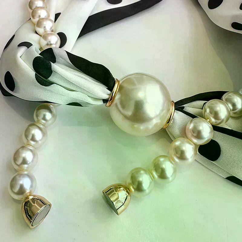 Magnetic Narrow Elegant Satins - Travel Accessories Neck のレビューと価格