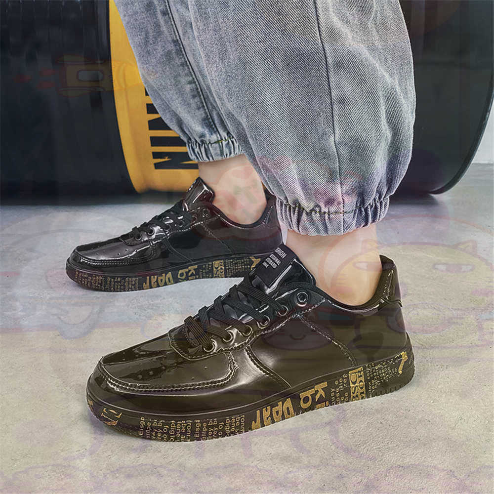 Round Foot Size 45 Sneakers Wh - Travel Accessories Gift Basket のレビューと価格